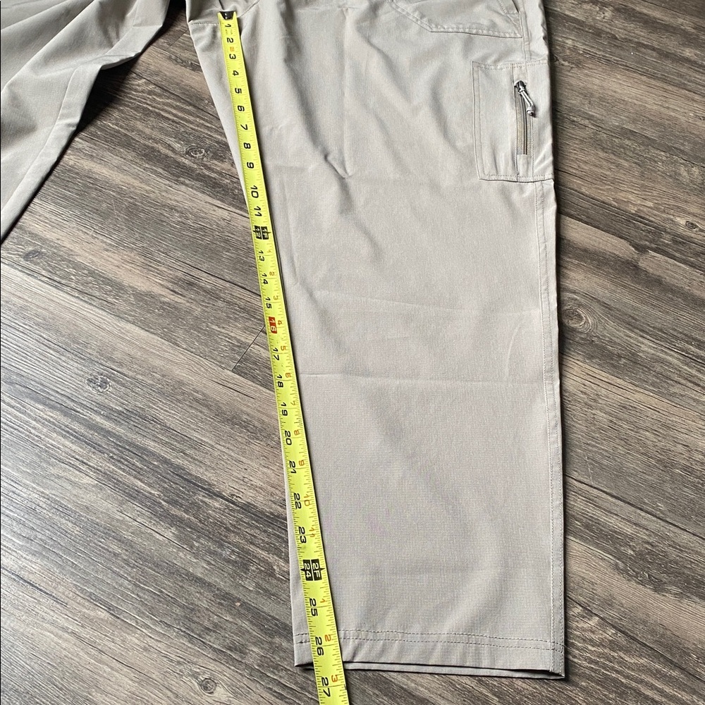 Avalanche Women’s Tan Cropped Pants Size XL - Picture 6 of 7